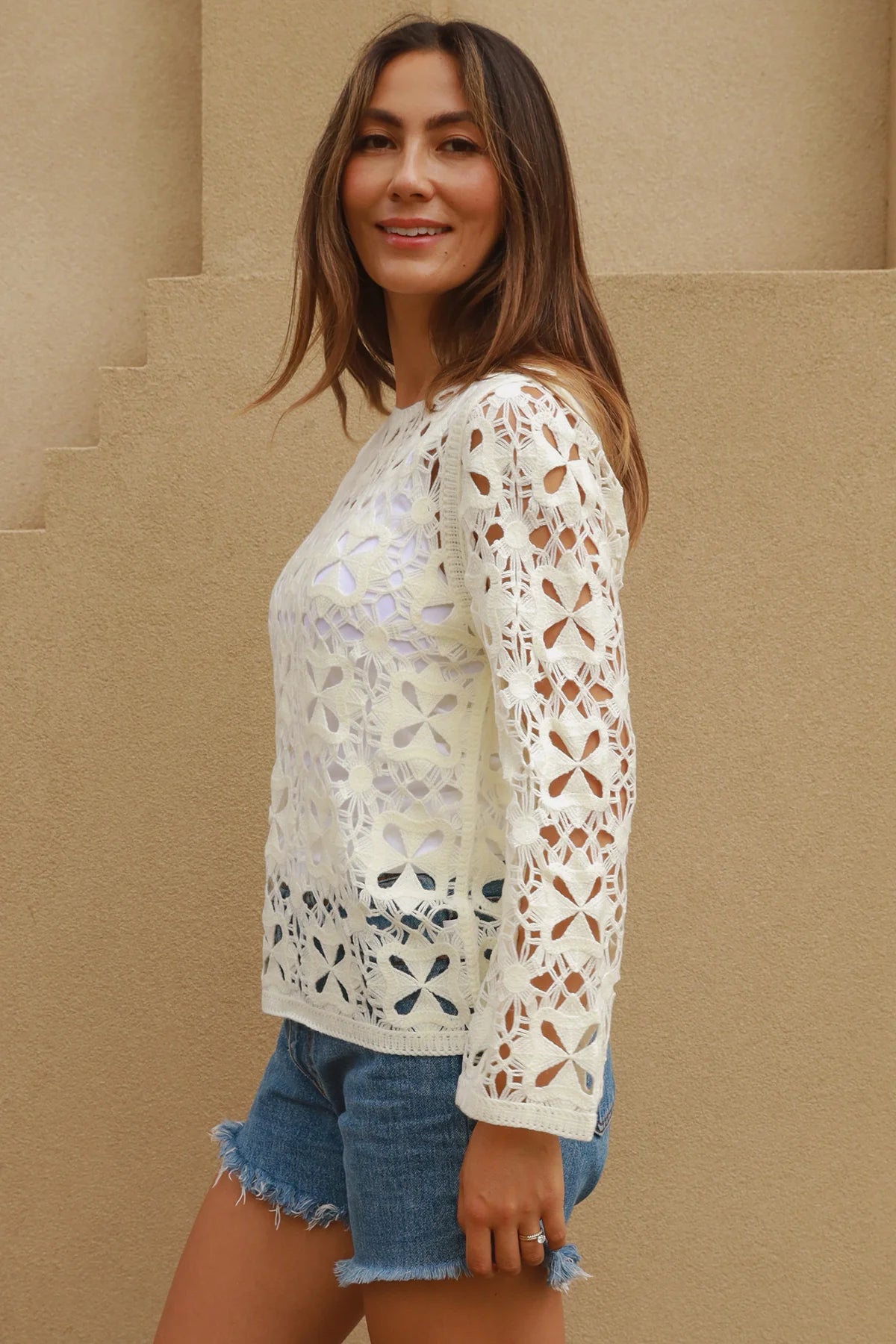 Chic Lace Top in White