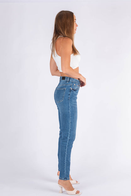 Wakee High Rise Straight Leg Jeans 3049